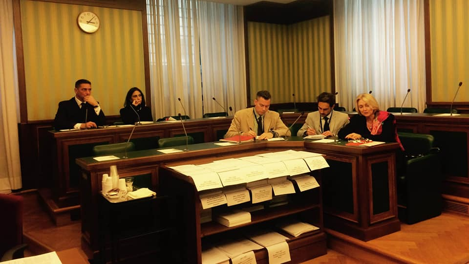 High-level language support for international decision-makers High-level language support for international decision-makers